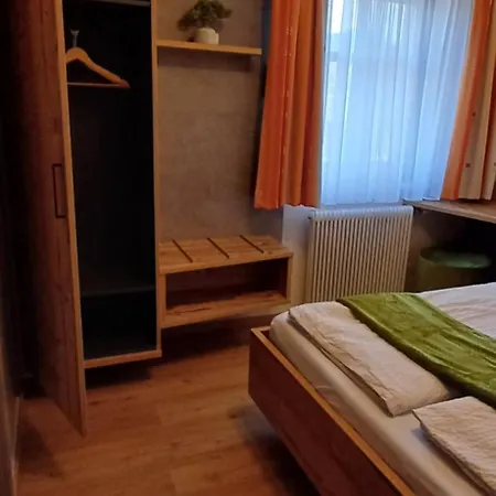 曾特拉尔宾馆 Feistritz an der Drau