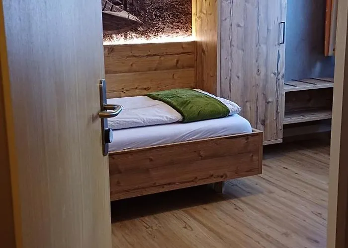 Zentral Estalagem Boden